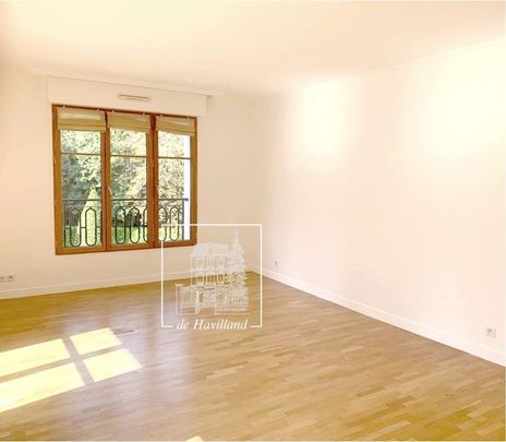 Tout savoir sur cet appartement dans le quartier Val d'Or, à Saint-Cloud - Photo 1