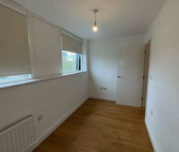 Regent House, Basildon - Photo 4