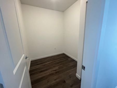 Unit 301- Beautifully Designed/ 2 Bedroom Plus Den Condo at The Grove - Photo 3