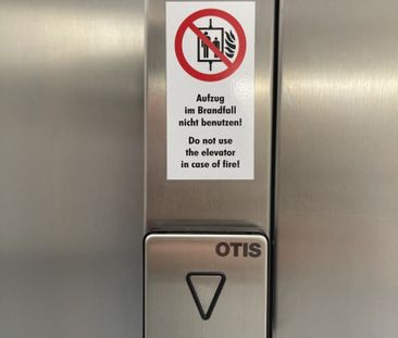 Neuwertige Dachgeschoßwohnung mit Loggia und Terrasse in Wiener Neu... - Photo 2