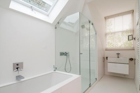 4 bedroom flat to rent - Photo 3