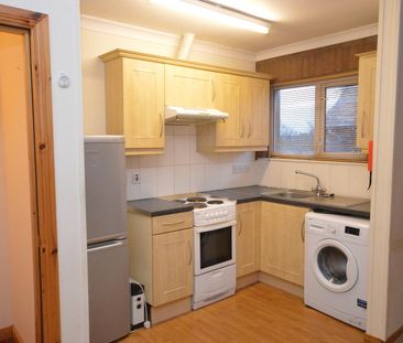 1 Bed Flat - Photo 3