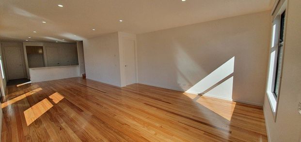 High Quality Executive Living - Photo 1
