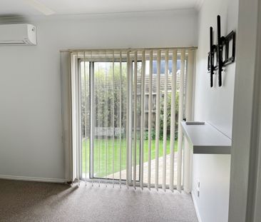 Panoramic Views, Modern Comfort & Effortless Living - Photo 2