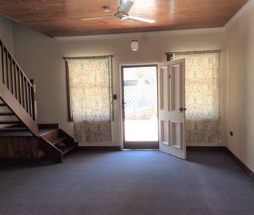 1/15 Tavistock St, Torquay, Qld 4655 - Photo 4