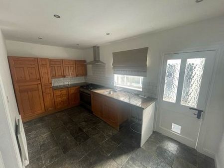 2 ASH GROVE - Photo 2