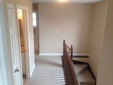 779 Newmarket Lane - 3 bed, 2.5 bath - Photo 4