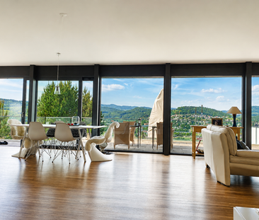Exklusive 3.5-Zimmerwohnung mit Panoramaaussicht und Doppelgarage inkl. E-Ladestation - Photo 5