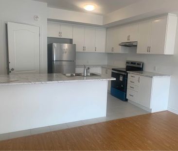 For Lease - 439 Dougall Avenue Unit# # 302, Caledon, Ontario - Photo 3