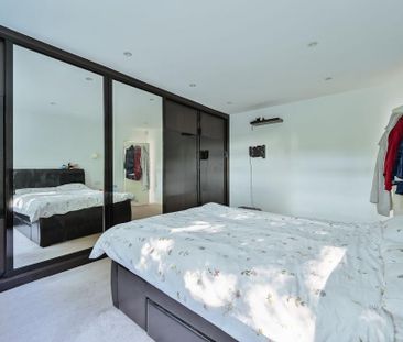 4 bedroom detached house to rent - Photo 5