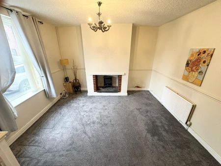 2 bedroom terraced house to rent - Photo 4