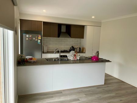 Point Cook - Photo 5