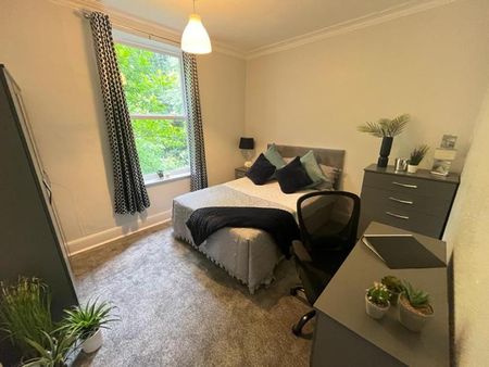 2 bedroom flat to rent - Photo 3