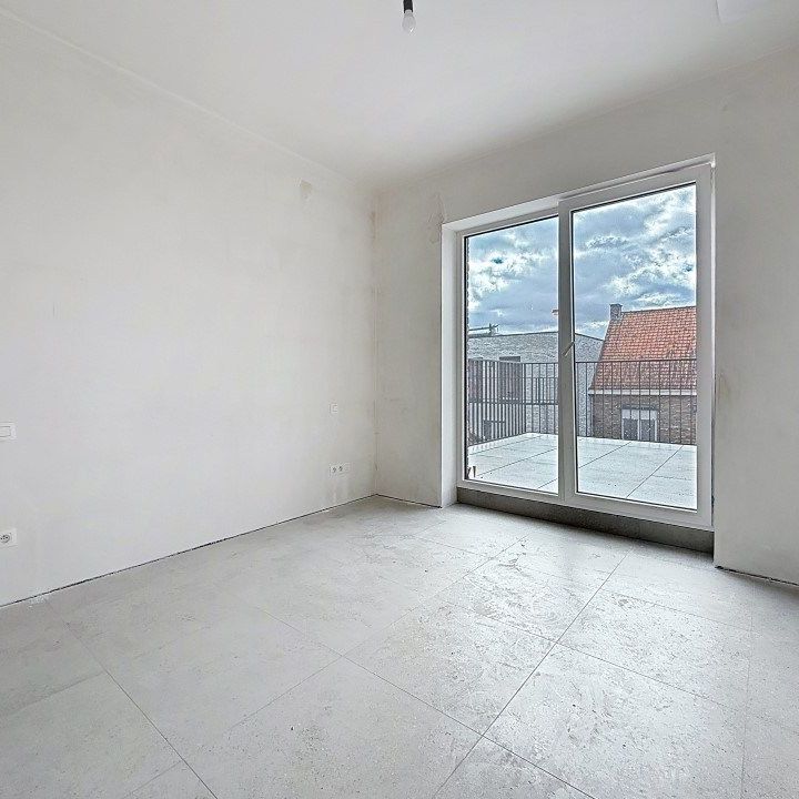 Penthouse met groot terras, 3 slaapkamers en 2 badkamers - Foto 1