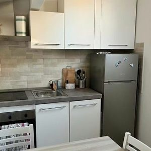 Via del Borgo di San Pietro, Bologna, Emilia-Romagna 40126 - Foto 2