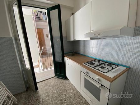 Stanza singola in appartamento condiviso - Photo 2
