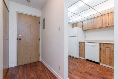 Waterstone 96 Apartments - Photo 5