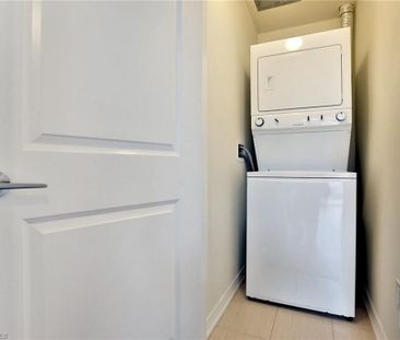 For Lease - 2339 Sawgrass Drive Unit# 306, Oakville, Ontario - Photo 4