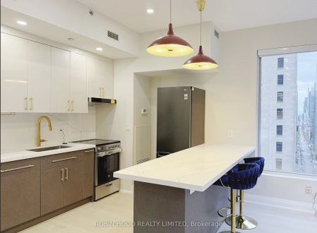 1 King Street W #1703 - Photo 4