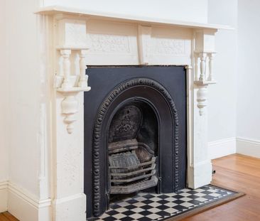 Classic cottage / large courtyard / village position - Photo 1