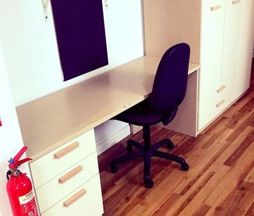 Studio to rent - Photo 5