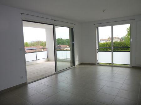 Location Appartement 2 pièces 49m² - Photo 2