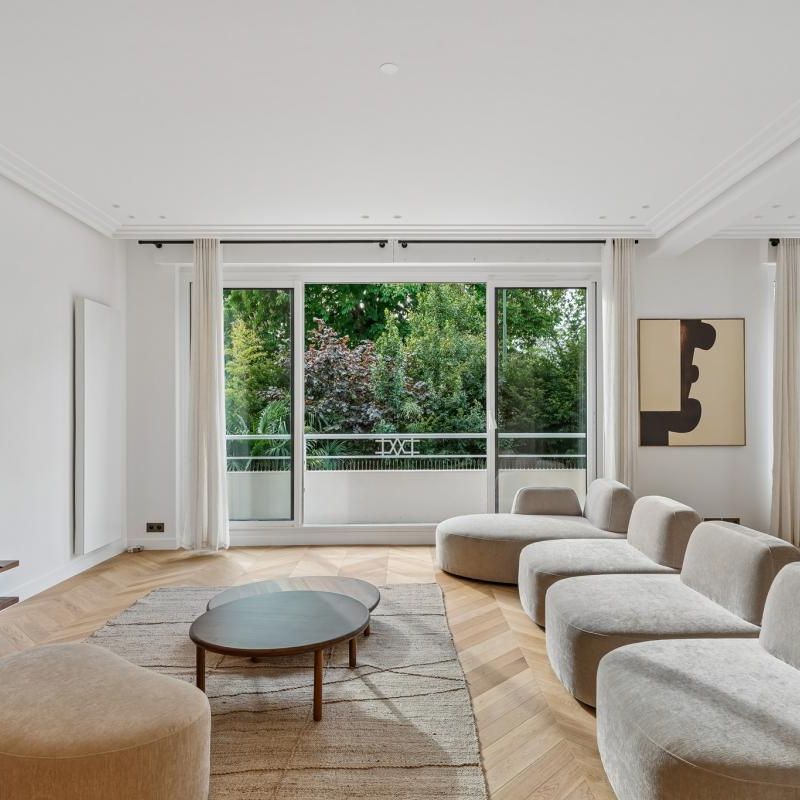 Location Appartement 6 pièces Meublé 212m² PARIS 16ème - Photo 1