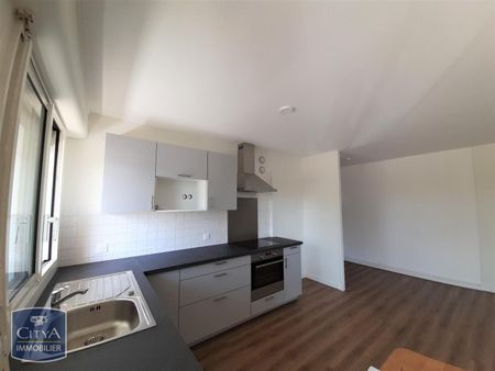 Location Appartement 4 pièces 73m² POITIERS 86000 - Photo 5