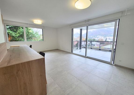 Location Appartement 3 pièces 66m² - Photo 1