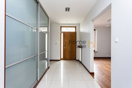 Modern House in Mokotów - Zdjęcie 5