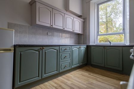 1 Bed Flat, Calder Street, G42 - Photo 3