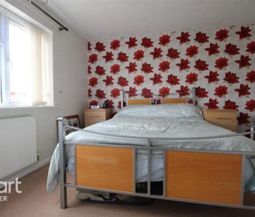 1 bedroom in a house share to rent - Photo 6