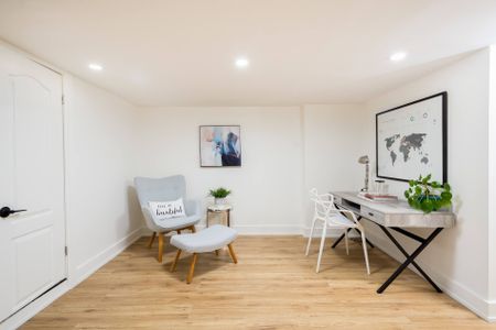 For Lease - 129 Holland Park Avenue, Toronto, Ontario - Photo 3