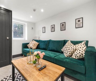 Stanningley Road (room 1), Bramley, Leeds - Photo 2