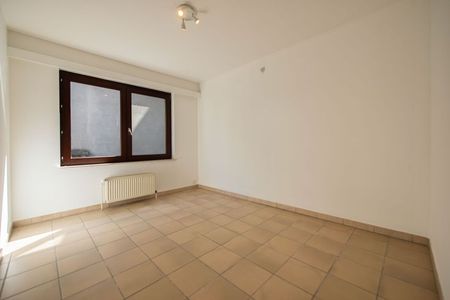 Appartement te huur - Foto 2