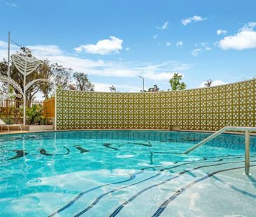 Modern Living in Boulevard - Photo 2