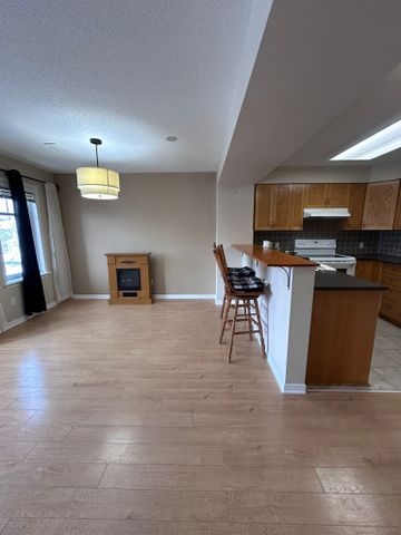 For Lease - 117 Keltie Private Unit# 5, Barrhaven, Ontario - Photo 3