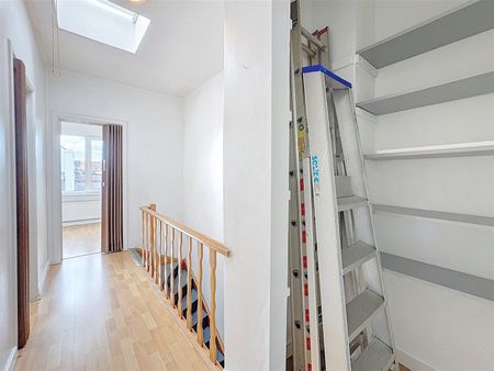 Ruime bel-etage woning met garage te Sint-Amandsberg! - Foto 2