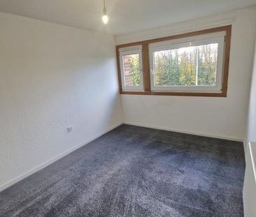 3 bedroom end of terrace house to rent - Photo 5