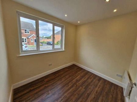 Rushton Road, Desborough, Kettering, Northants, NN14 - Photo 4