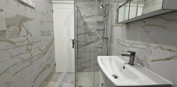 Lower Court Road, Epsom, Surrey, KT19 8SW - Photo 2