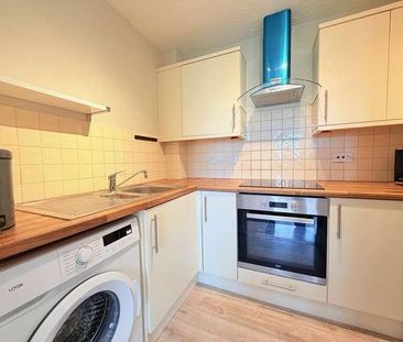 Park Lodge/ St Albans Road, Watford, WD25 - Photo 2