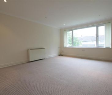 2 bedroom maisonette to rent - Photo 1