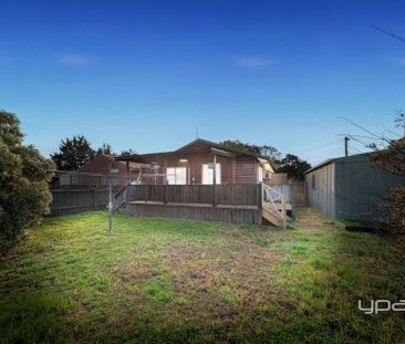 CHARM, SPACE & CENTRAL LOCATION! - Photo 4
