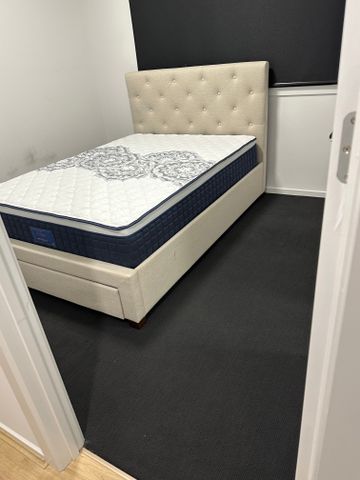 Clyde North - Photo 4