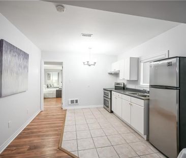 For Lease - 296 WINTERBERRY Drive Unit# LOWER, Hamilton, Ontario - Photo 2