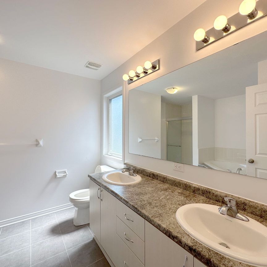 For Lease - 193 BALIKUN Heights, Kanata, Ontario - Photo 1