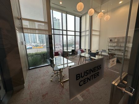 Luxury 1 Bed Condo | Brentwood Park | A/C • Views • Parking - Photo 5