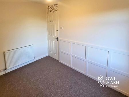 8 Colinbrook Crescent, Dunmurry, Belfast, BT17 0PF - Photo 4