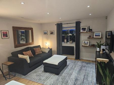 2 bedroom private hall to rent - Photo 2